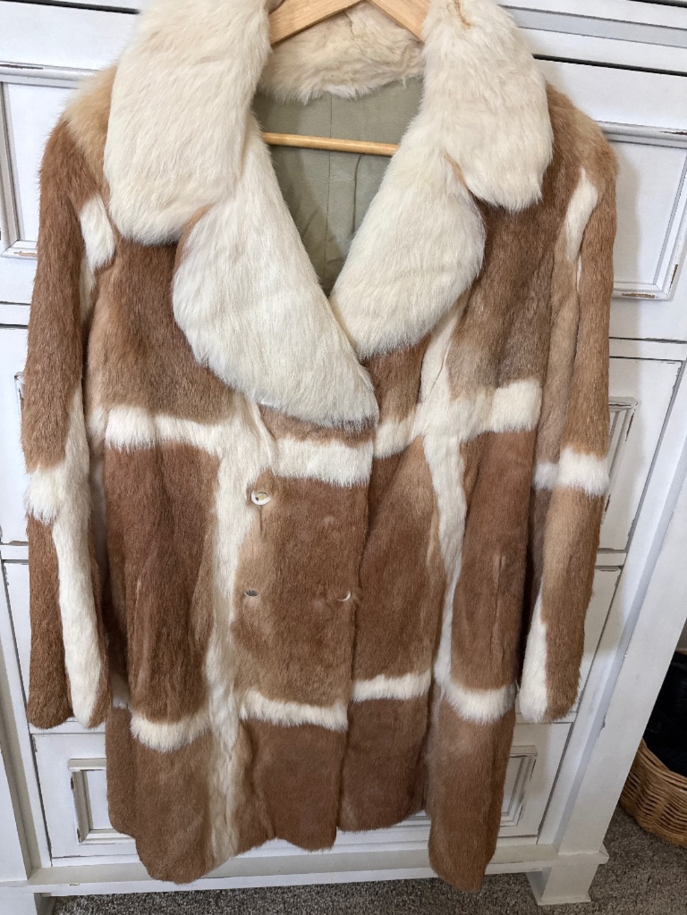 Vintage Tan & Ivory Long Fur Coat